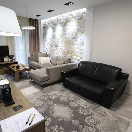 La Luxury Peneus * Larissa