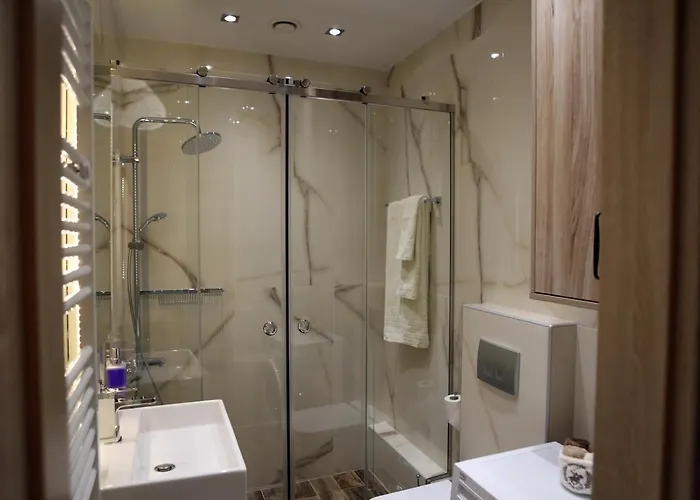 La Luxury Peneus דירה *