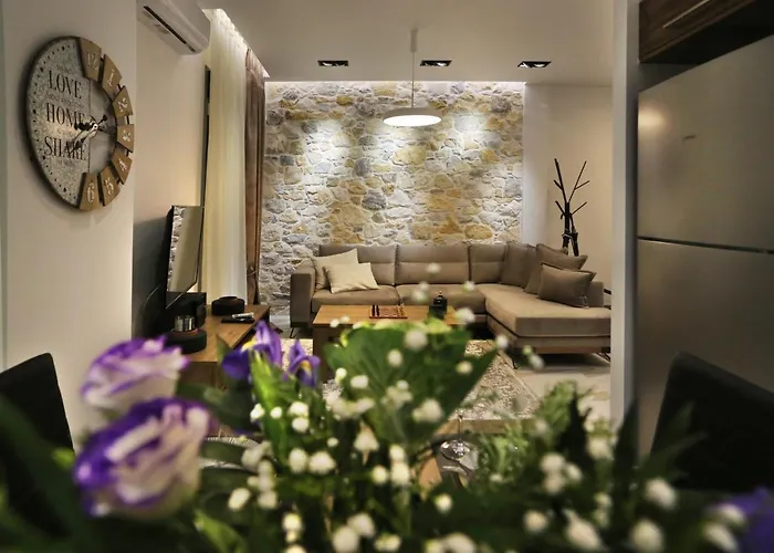 La Luxury Peneus דירה